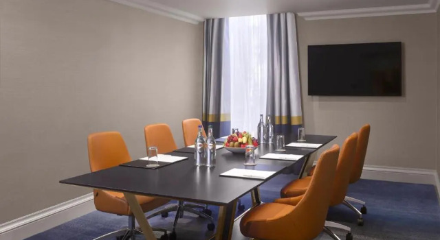 Staybridge Suites Dubai Internet City, an IHG Hotel
