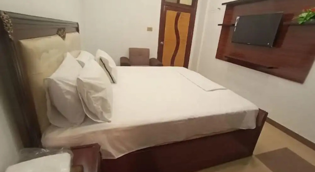 Serena Guest House