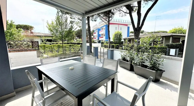 Вилла Quiet Villa With Private Garden and BBQ