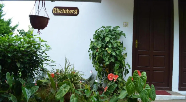 Rheinberg Town Haus, Забронировать Отель Недорогие отели штата Кералы, недорого