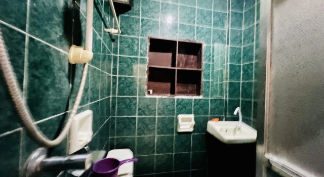 Трёхместный номер Standard King Henrys Transient House