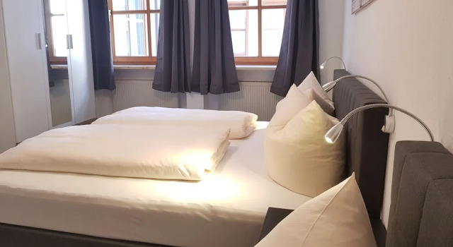 Четырёхместный номер Classic City House Alpeneck
