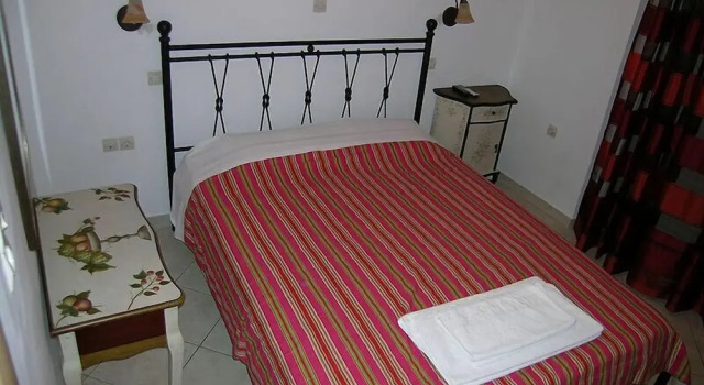 Четырёхместный номер Standard Kamares Apartments ΕΕ