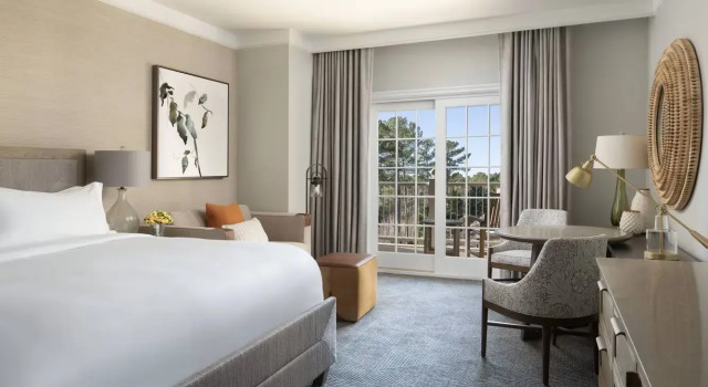 Номер Standard с балконом и с красивым видом из окна The Ritz-Carlton Reynolds, Lake Oconee