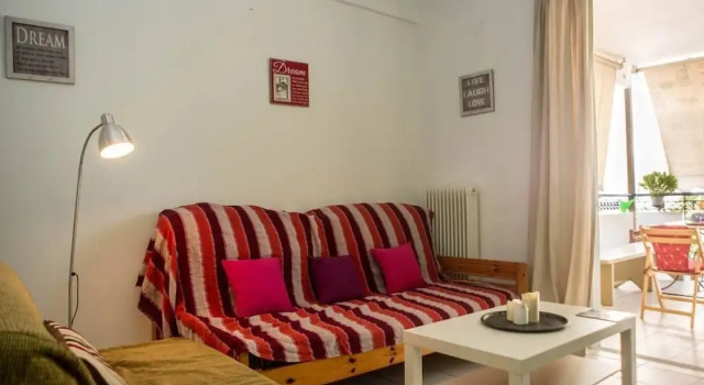 Antoine's central flat near the sea, Забронировать Отель Отели периферийной единицы Мессения 3 звезды, 3*
