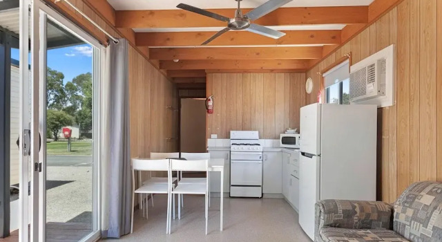 Номер Standard с балконом BIG4 Moama Holiday Park