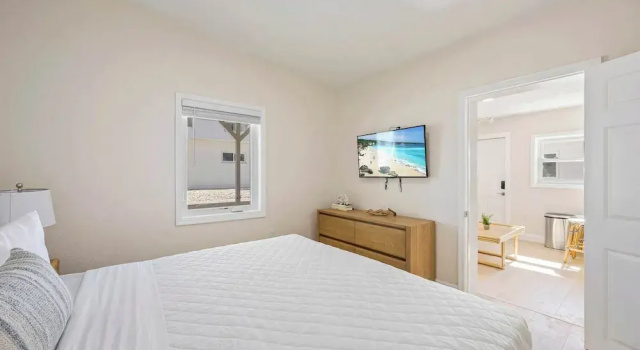 Welcome to The Drift Your Laid-back Beach Escape in Cocoa Beach!, Rezerwuj Apartament Hotele w Space Coast z parkingiem, Parking