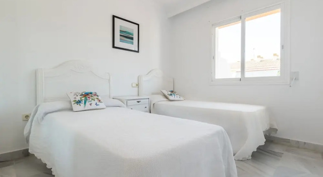 Апартаменты с 3 комнатами с балконом Puerto Banus Luxury Penthouse