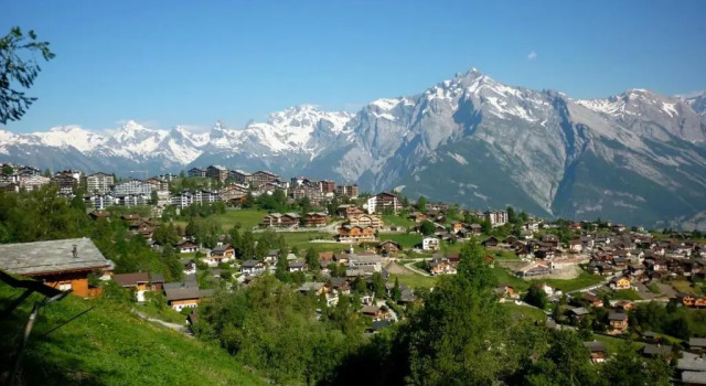 Appartement Panoramic, Prenota Appartamento Hotel a Canton Vallese con parcheggio, Parcheggio