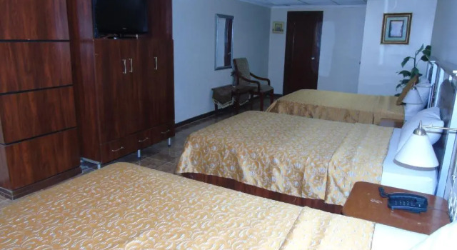 Трёхместный номер Standard Hotel Malecon Inn