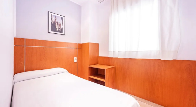 Апартаменты с 2 комнатами с балконом и с видом на город Апарт-отель Suites Marina