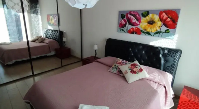 Nice Apartment Close Metro C - Mirti