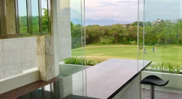 Luksus Villa Yellow Door
