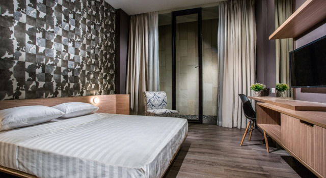Executive room Upscale Suites