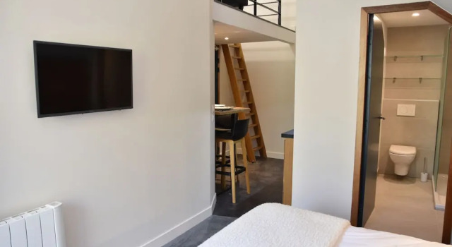 Люкс Superior с балконом AppartHotel Aiguille Verte & Spa