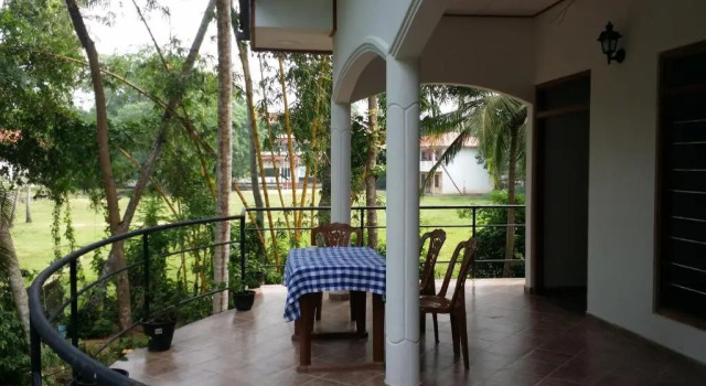 Номер Economy Pathum Family Home
