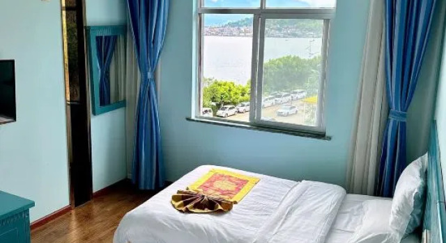Люкс Shiyi Lake View Inn