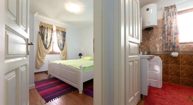 Villa Vera, Rezervovat Vila Chaty v Farini, Chalupa
