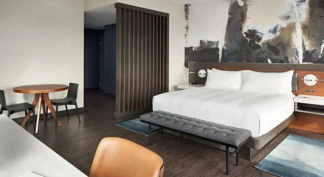 Двухместный номер Deluxe Marriott Owings Mills Metro Centre
