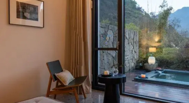Люкс с видом на горы Trip.com Group Country Retreats (Mount Emei Yixi-Qingyin Joint Resort)