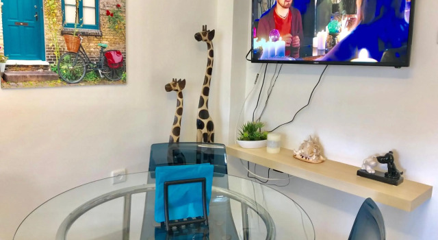 2 Bedrooms Apartment " Marcheliz " in Bat-yam, Prenota Appartamento Bat Yam Tel Aviv Distretto