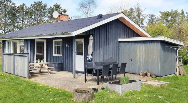 Коттедж Secluded Holiday Home in Jutland near Beach
