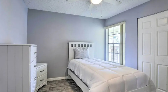 Laguna Bay Resort Condo ~ 8 Mi to Disney!, Varaa Lomakeskus Kissimmee Kissimmee