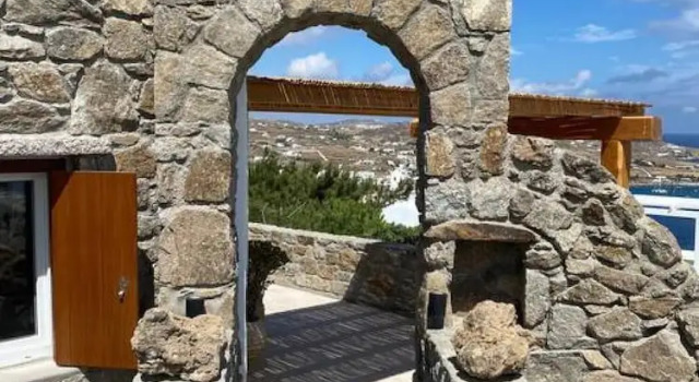 Вилла Nomade Villa 4BR over Psarou beach