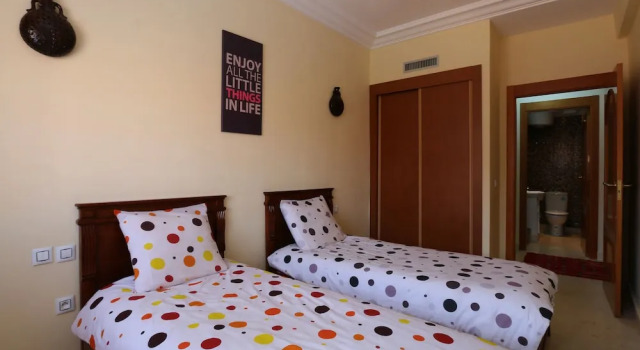 Sabor Appartement Mouzdalifa, Забронировать Апартаменты/квартира Отели Марракеш-Тенсифт-Эль-Хауз с парковкой, Парковка