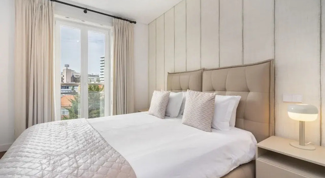Urban Retreat: Downtown Luxury, Parking, Ac & Elevator, Забронировать Апартаменты/квартира Лиссабон Эстремадура, рядом с Станция метро Sao Sebastiao — Проспект Герцога Авила