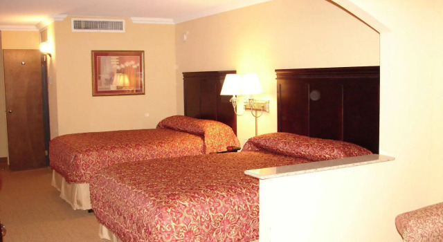 Econo Lodge Inn & Suites, Varaa Hotelli Altus Oklahoma