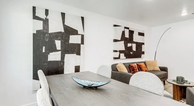3 Mi to NRG Stadium: Sleek Houston Retreat!