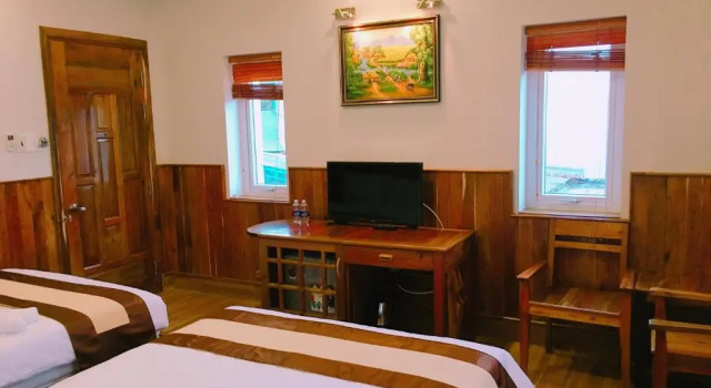 Четырёхместный номер Deluxe Khuong Loan Guesthouse