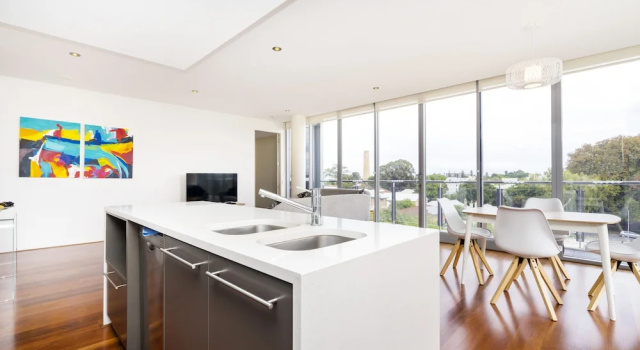 Апартаменты с 2 комнатами Luxury Modern Double Ensuite Apartment