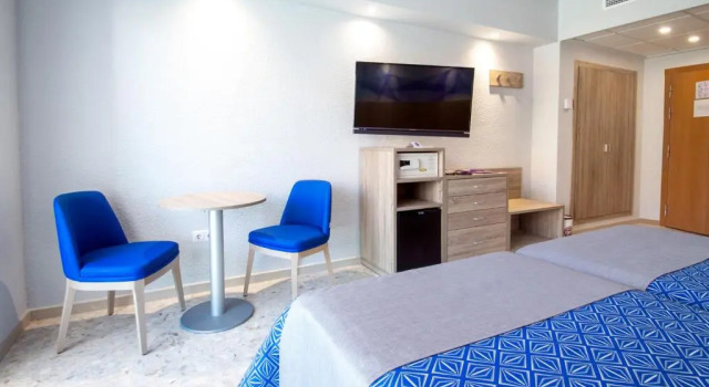 Двухместный номер Hotel Servigroup Koral Beach 4 Sup