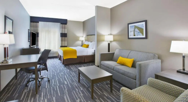 Люкс Best Western Plus Cranberry-Pittsburgh North