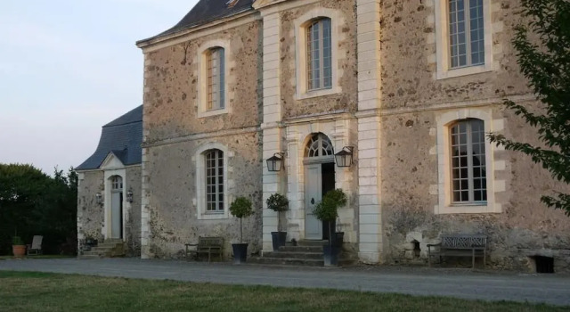 Chambres d'hôtes Logis de la Juquaise, Buchen Sie Bed & Breakfast Saint-Laurent-des-Mortiers 