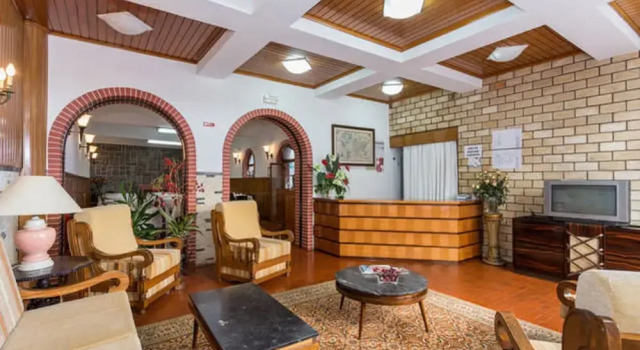 Residencial Miramar by Portugalferias