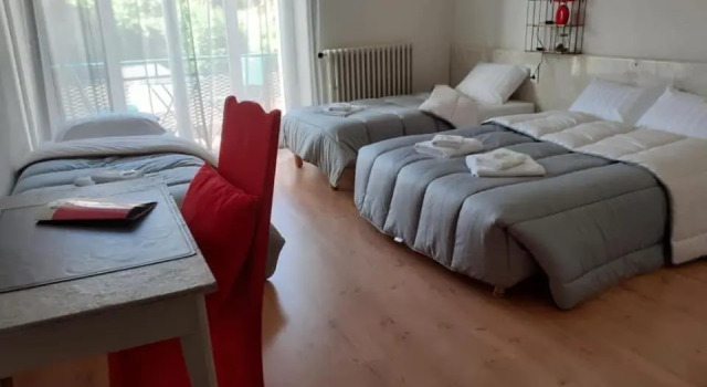 Четырёхместный номер Standard Hotel Bayle