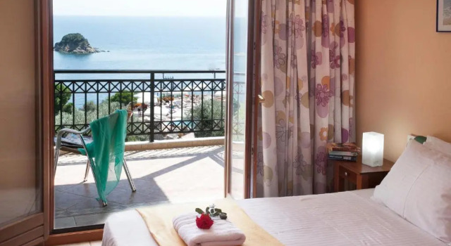 Апартаменты La Luna Hotel