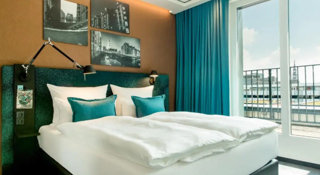 Двухместный номер Standard Motel One Hamburg-Fleetinsel