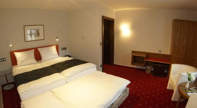 Четырёхместный номер Standard Hotel zur Post