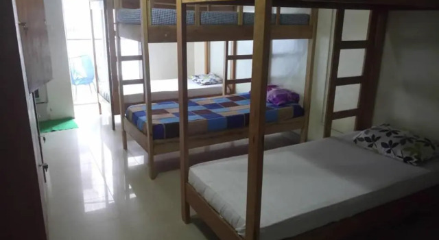(camerata maschile) letto in camerata dakar International House