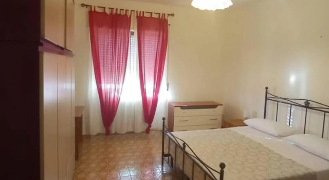 Central Tourist Residence Casa Vacanze, Book Hotel Hoteller i Isernia med parkering, Parkering