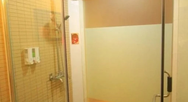 Wode Business Hotel, Rezervasyon Otel Guangdong otoparklı oteller, Otopark