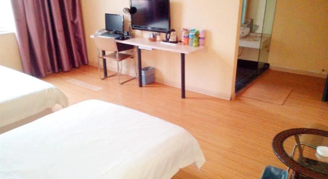 Longhao Express Hotel - Luoning, Rezervovat Hotel Luo-jang Henan