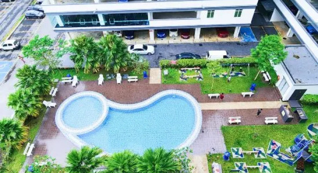 Ehsan Residence POOLVIEW + WIFI @ KLIA-SEPANG-NILAI, Varaa Huoneisto Hotellit Nilai pysäköinnillä, Pysäköinti
