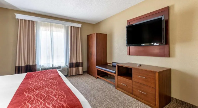 Люкс Comfort Inn & Suites El Dorado