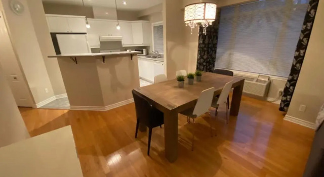 Люкс ApartHotelMontreal by Les Terrasses Saint Urbain 2225I2
