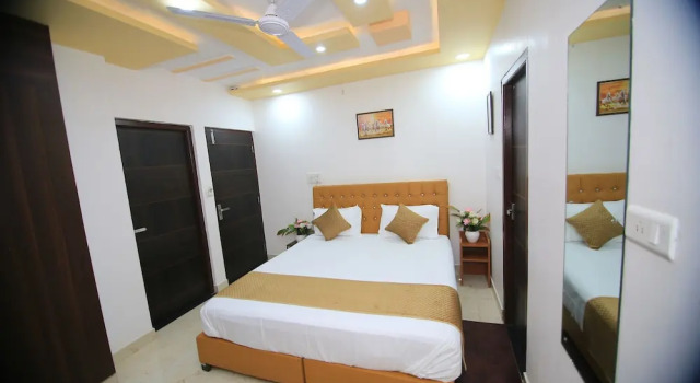 Номер Luxury Hotel Subcity
